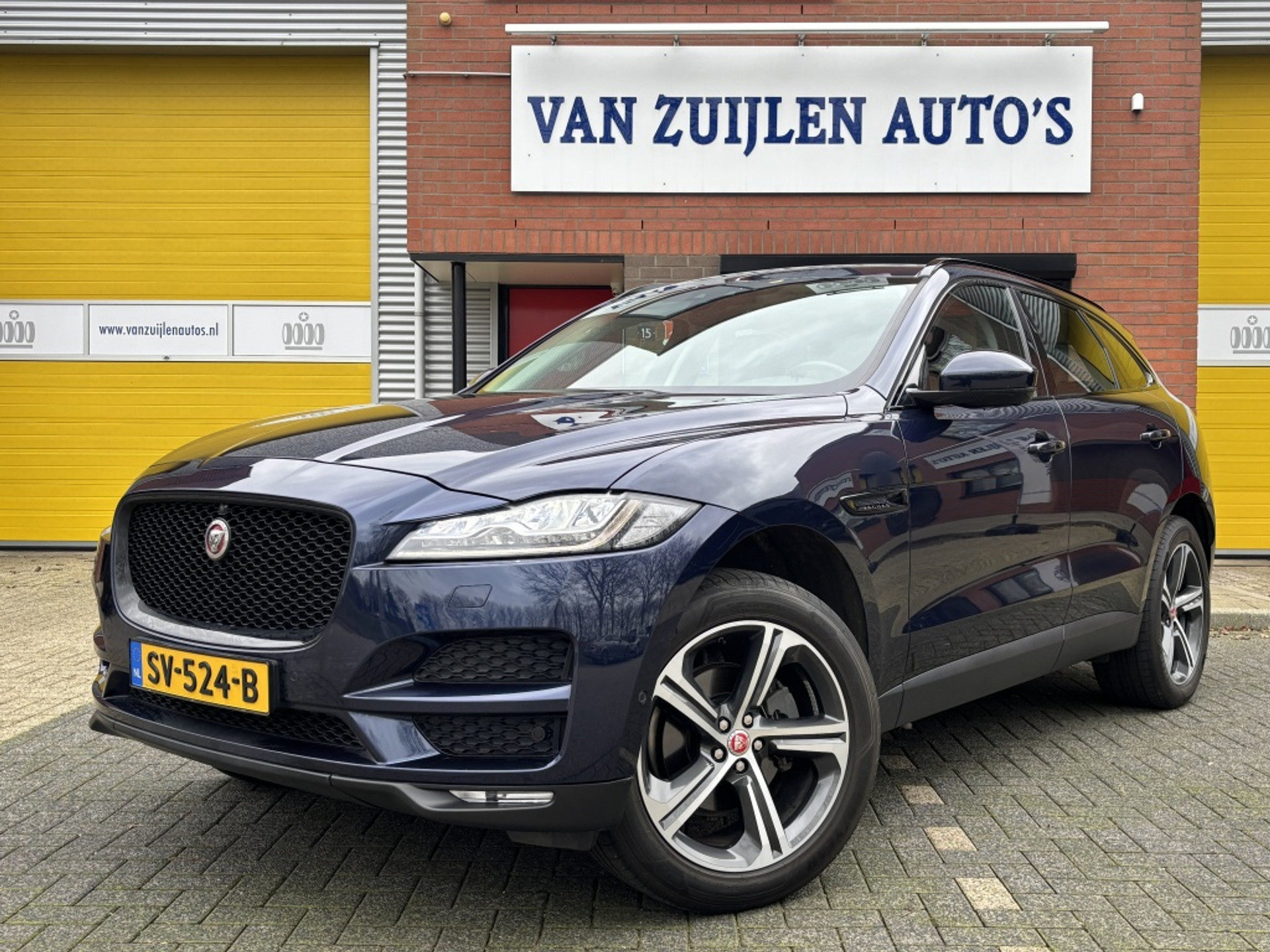 Jaguar F-Pace 25d 241pk AWD Portfolio Black Pack Memory Trekhaak 20" Keyless 42482946-0.jpg | Van Zuijlen Auto's