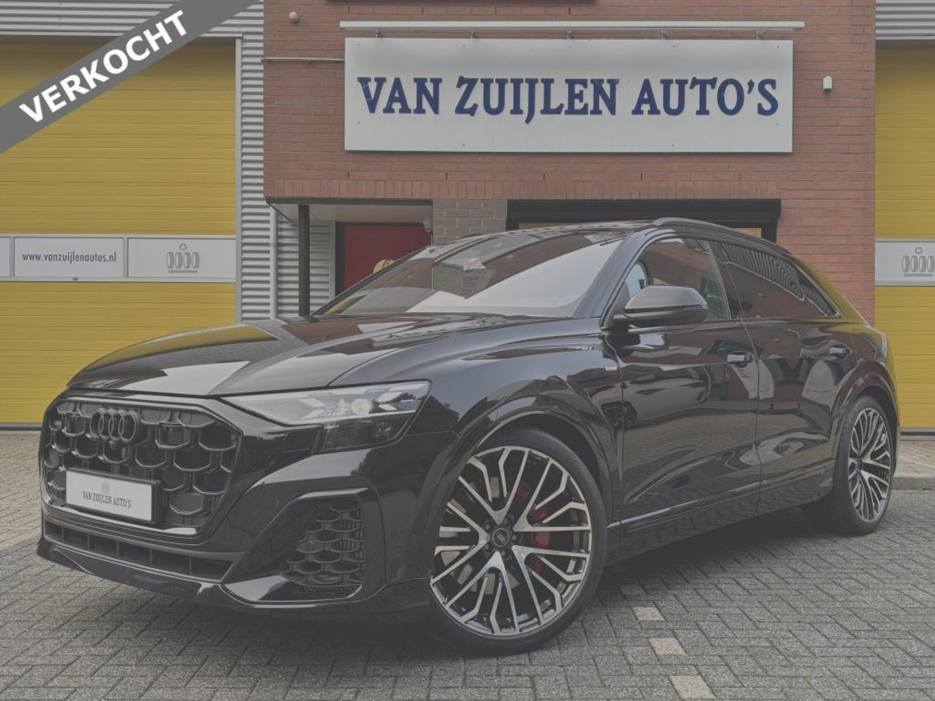 Audi Q8 60 TFSIe Competition 23" 4wiel Alcantara Massage OLED VERKOCHT 43211760-0.jpg | Van Zuijlen Auto's