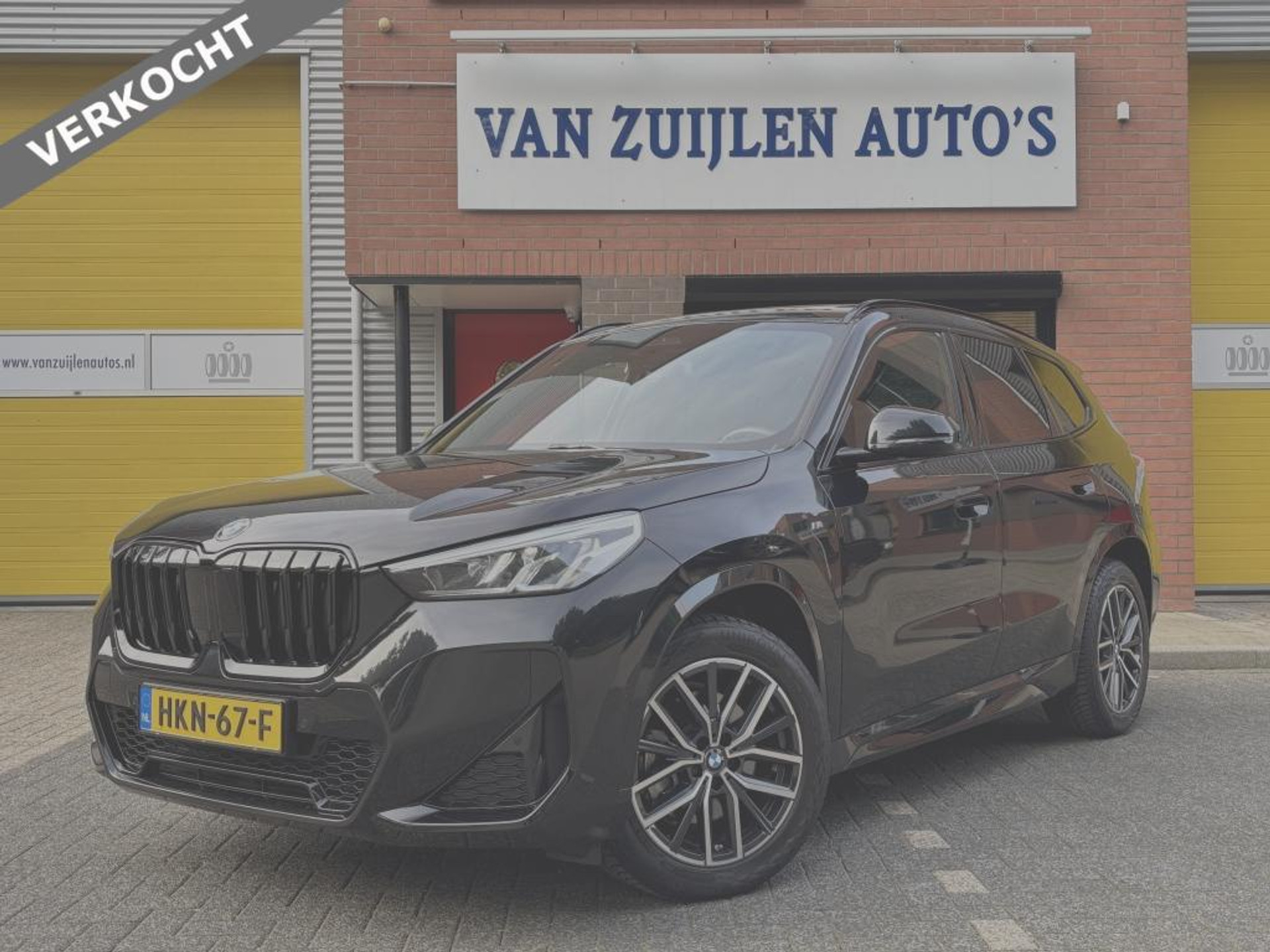 BMW X1 sDrive20i M-Sport Panorama Trekhaak Camera 18'' LED VERKOCHT 44882572-0.jpg | Van Zuijlen Auto's
