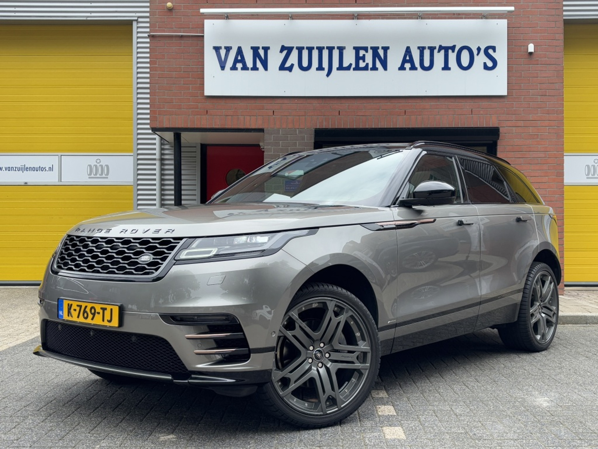 Land Rover Range Rover Velar 3.0 V6 SC AWD R-Dynamic HSE Pano Luchtvering Memory Keyless 22'' 45789895-0.jpg | Van Zuijlen Auto's