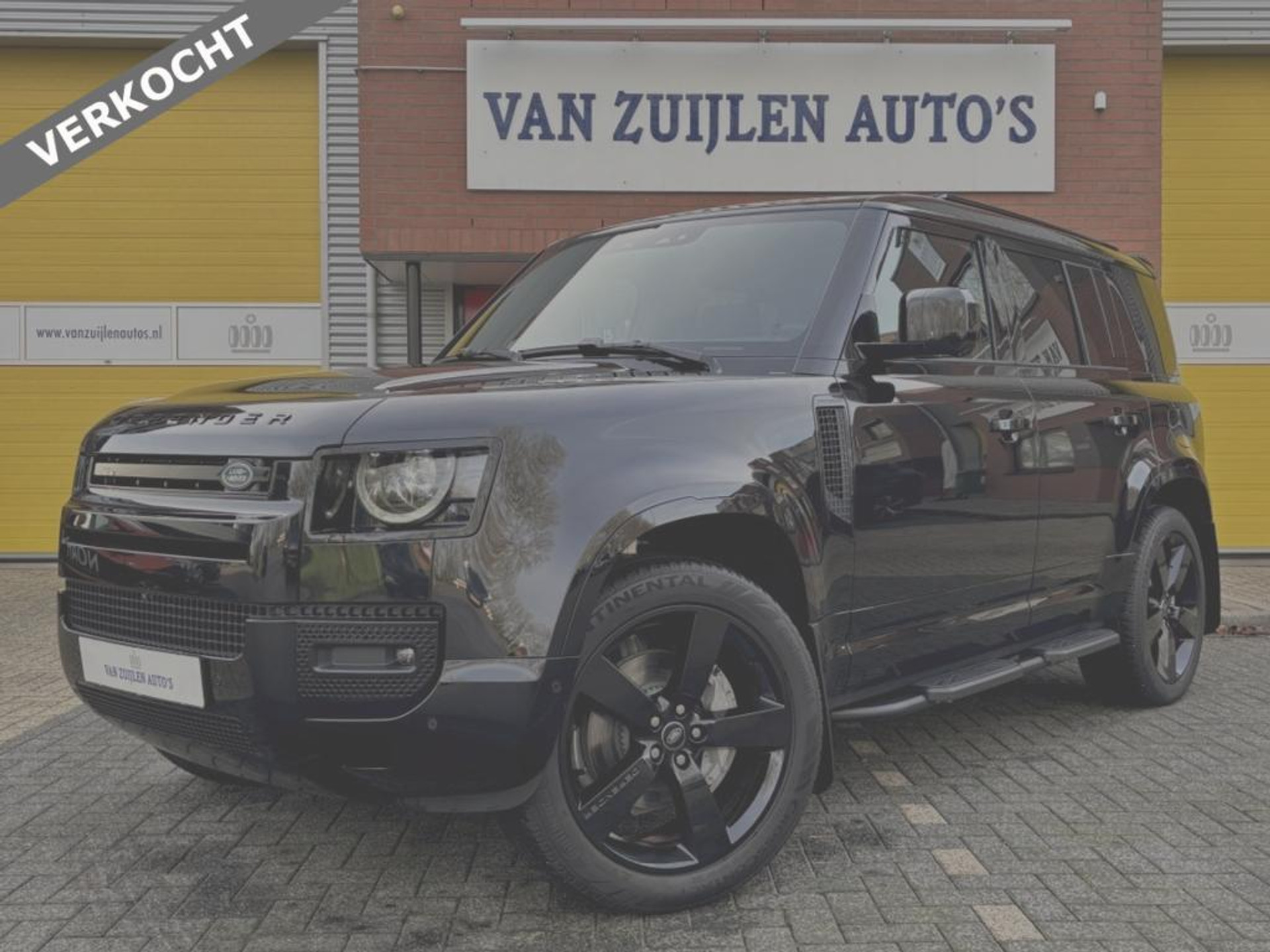 Land Rover Defender 110 X-Dynamic HSE Head-up Standkachel 22'' Meridian BTW VERKOCHT 45956429-0.jpg | Van Zuijlen Auto's