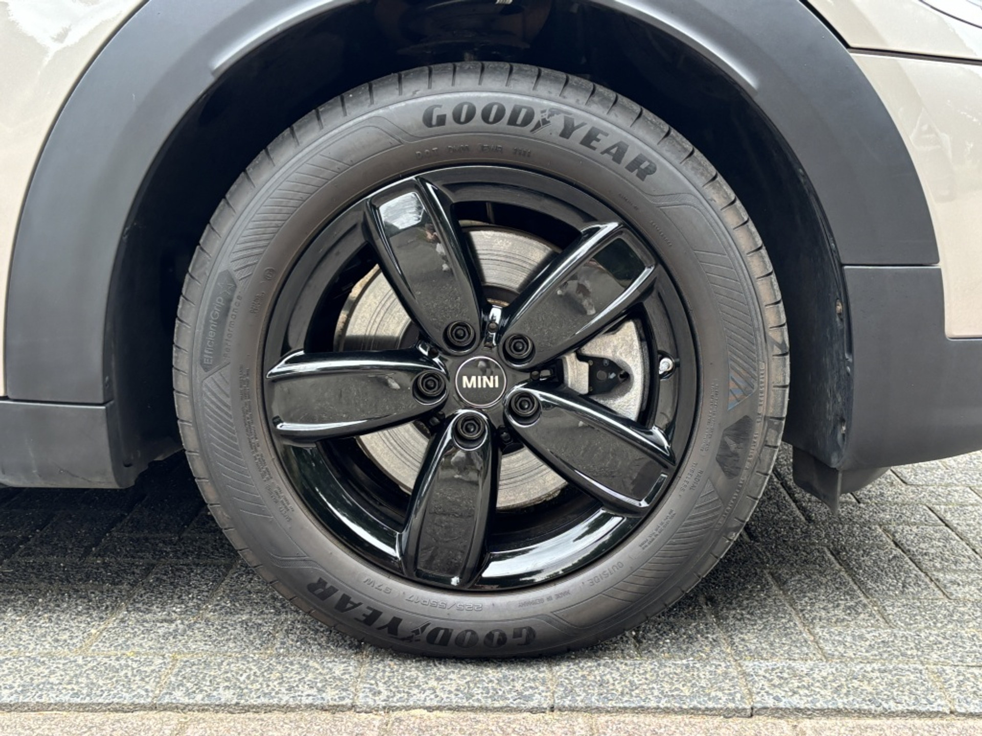 MINI Countryman 2.0 Cooper SE ALL4 Panorama Black Pack Dakrails Sportstoelen VERKOCHT 45993089-10.jpg | Van Zuijlen Auto's