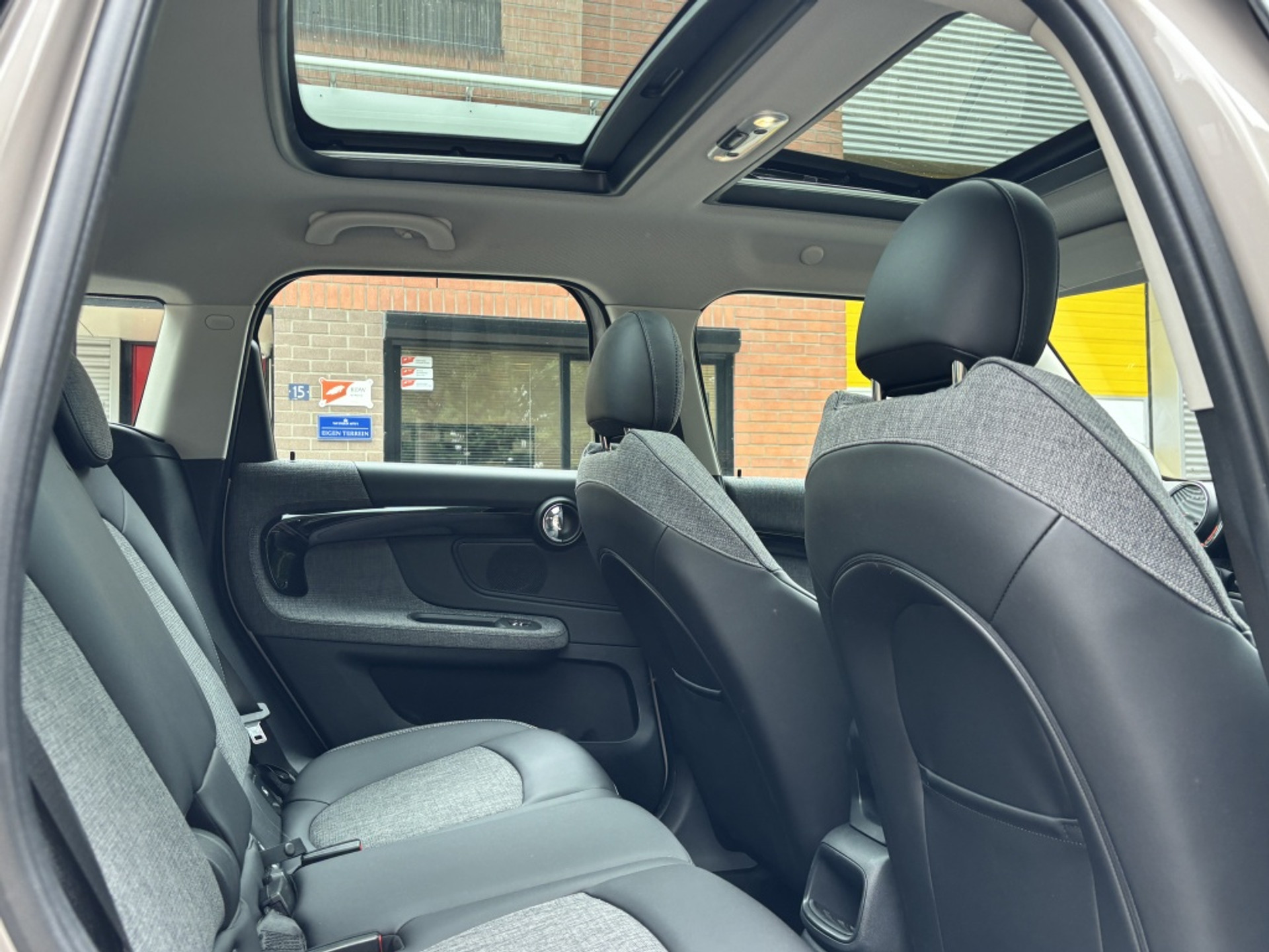 MINI Countryman 2.0 Cooper SE ALL4 Panorama Black Pack Dakrails Sportstoelen VERKOCHT 45993089-12.jpg | Van Zuijlen Auto's