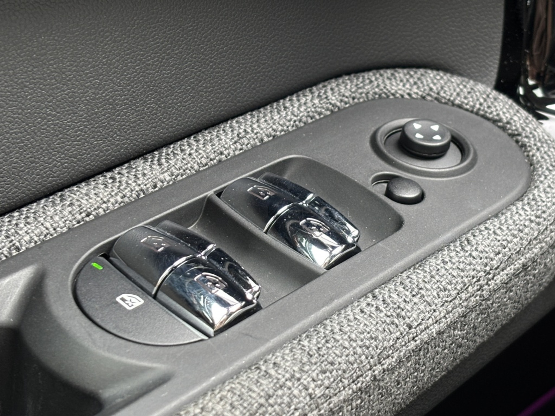 MINI Countryman 2.0 Cooper SE ALL4 Panorama Black Pack Dakrails Sportstoelen VERKOCHT 45993089-16.jpg | Van Zuijlen Auto's