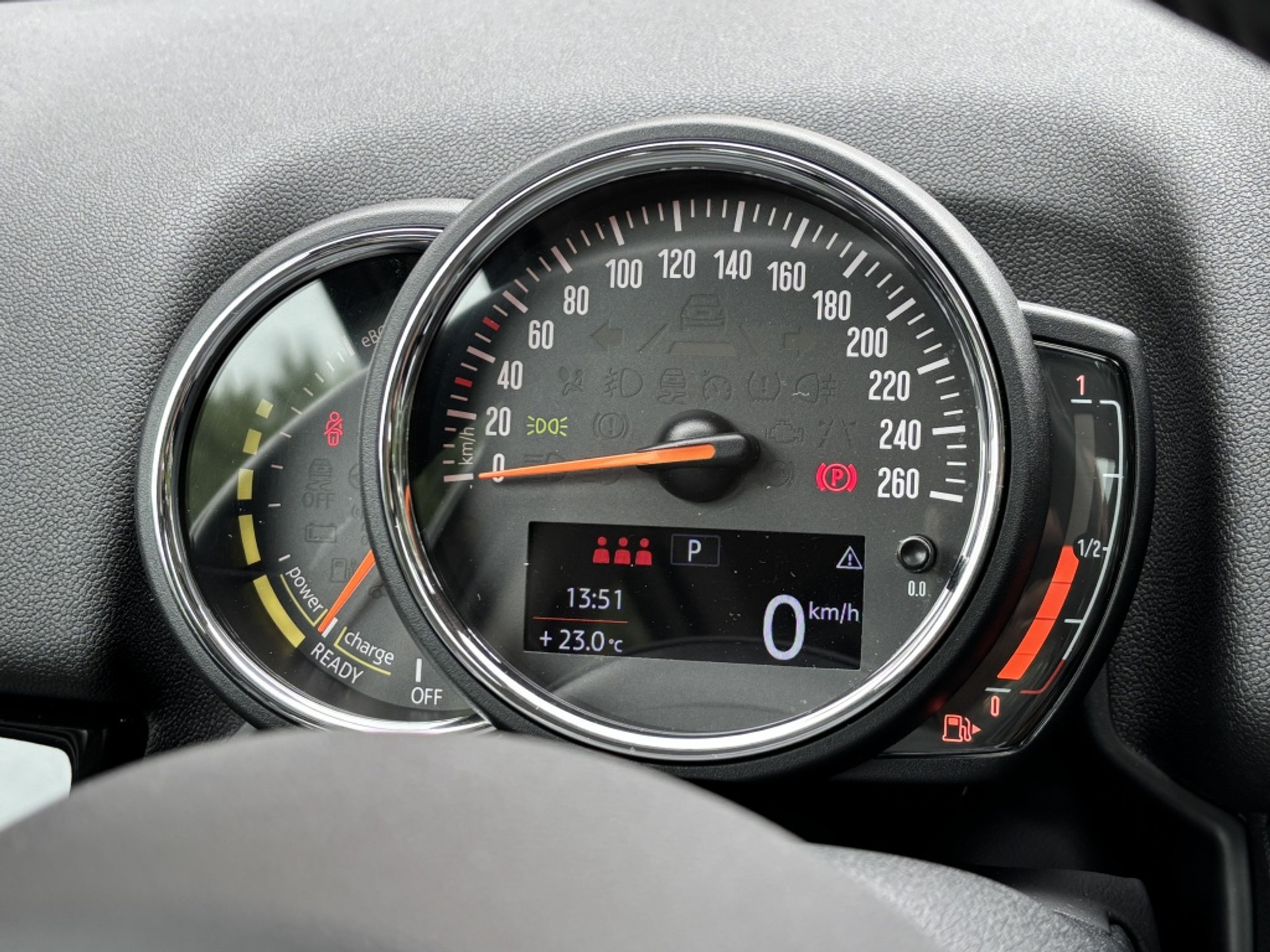 MINI Countryman 2.0 Cooper SE ALL4 Panorama Black Pack Dakrails Sportstoelen VERKOCHT 45993089-19.jpg | Van Zuijlen Auto's