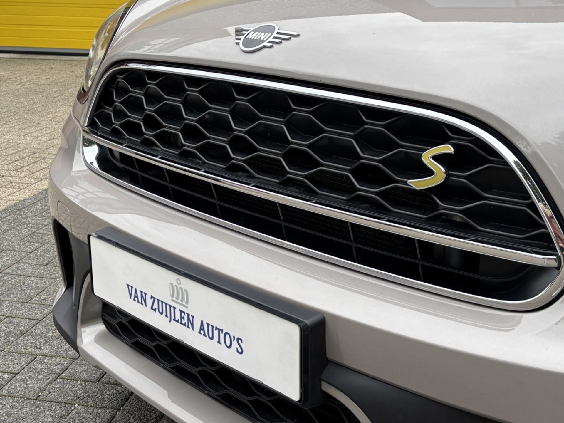 MINI Countryman 2.0 Cooper SE ALL4 Panorama Black Pack Dakrails Sportstoelen VERKOCHT 45993089-24.jpg | Van Zuijlen Auto's