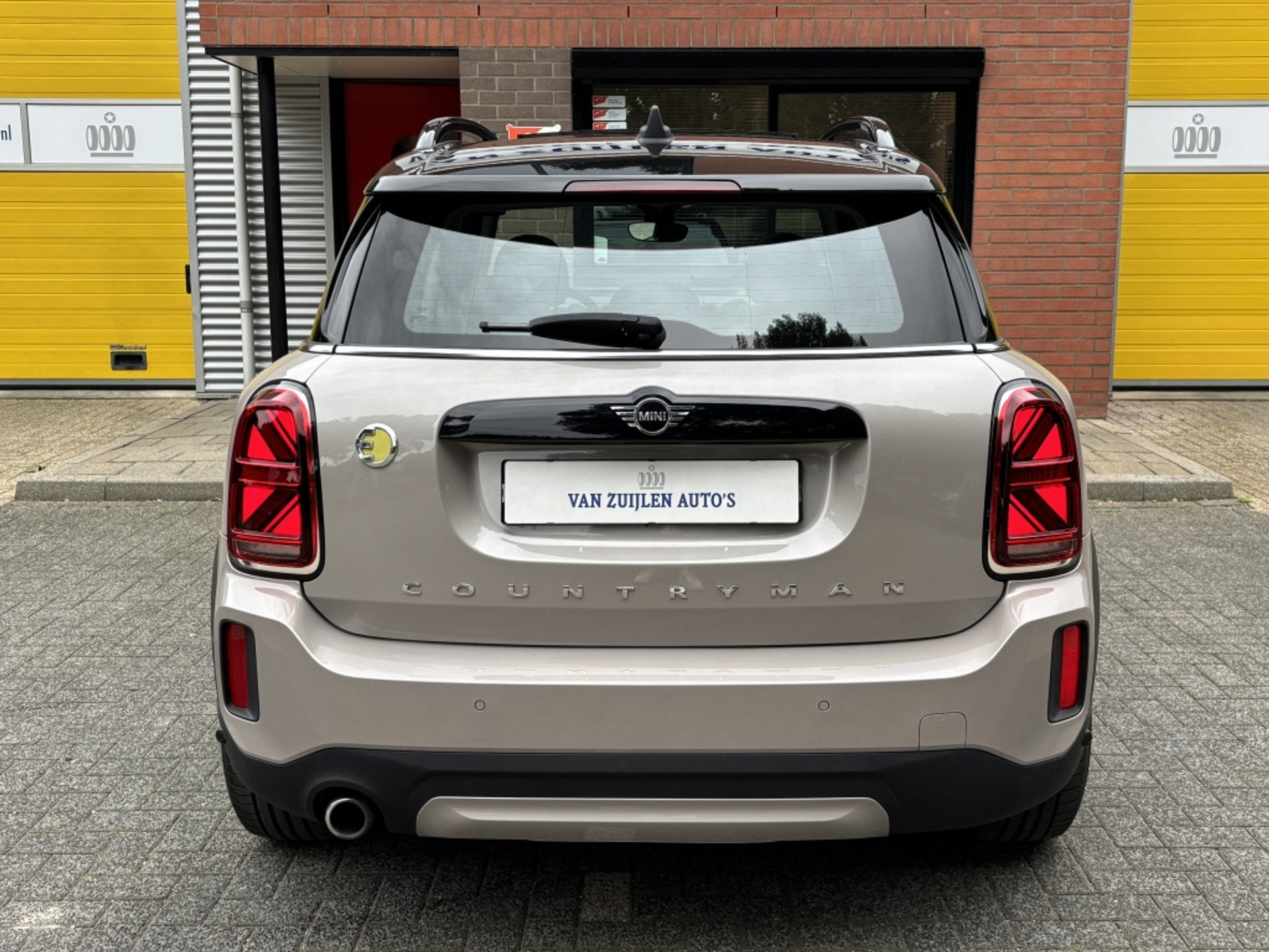 MINI Countryman 2.0 Cooper SE ALL4 Panorama Black Pack Dakrails Sportstoelen VERKOCHT 45993089-5.jpg | Van Zuijlen Auto's