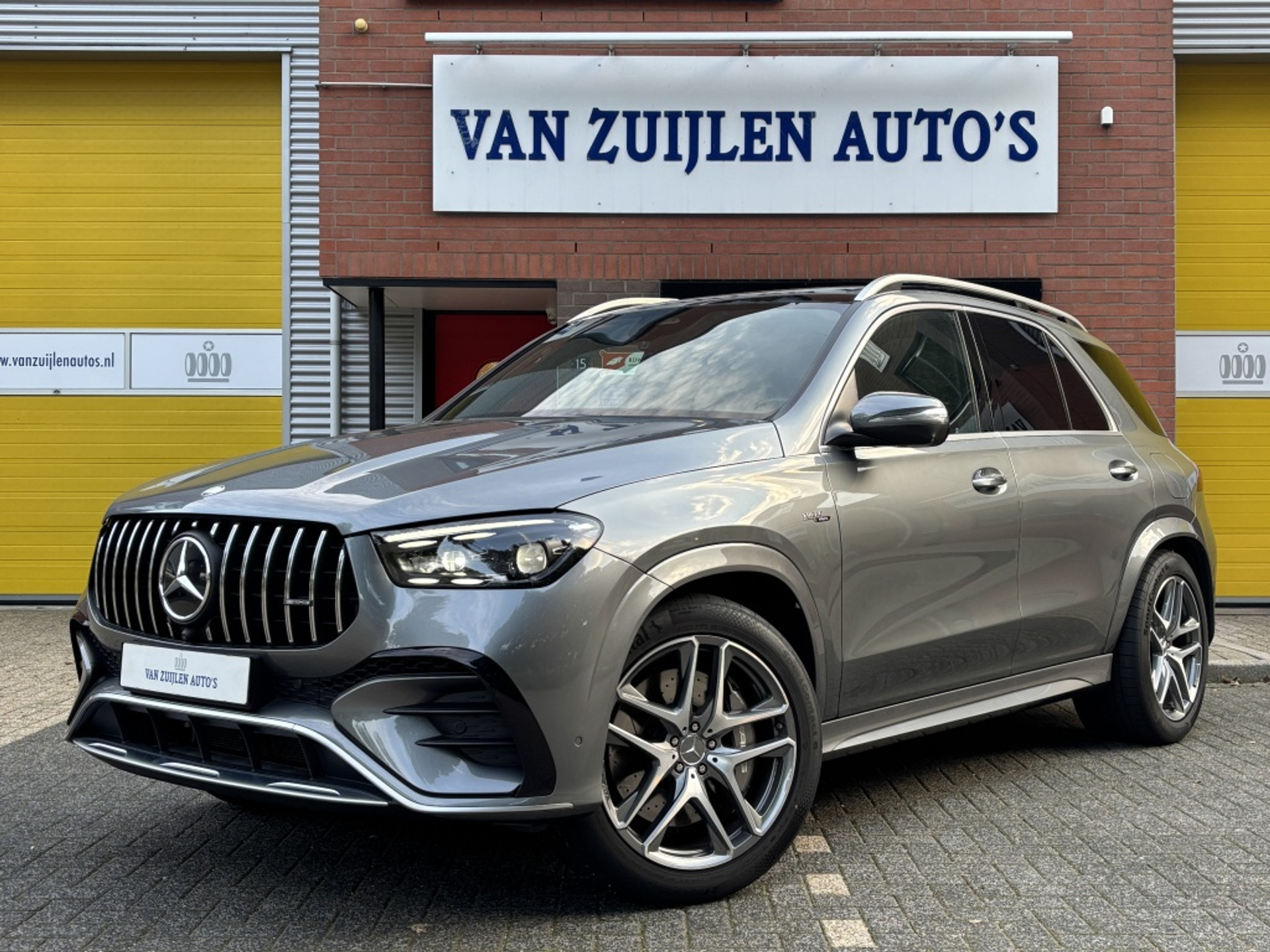 Mercedes-Benz GLE 53 4M+ AMG AIR Distronic Pano Trekhaak Burmester 360° 21" BTW 47797272-0.jpg | Van Zuijlen Auto's