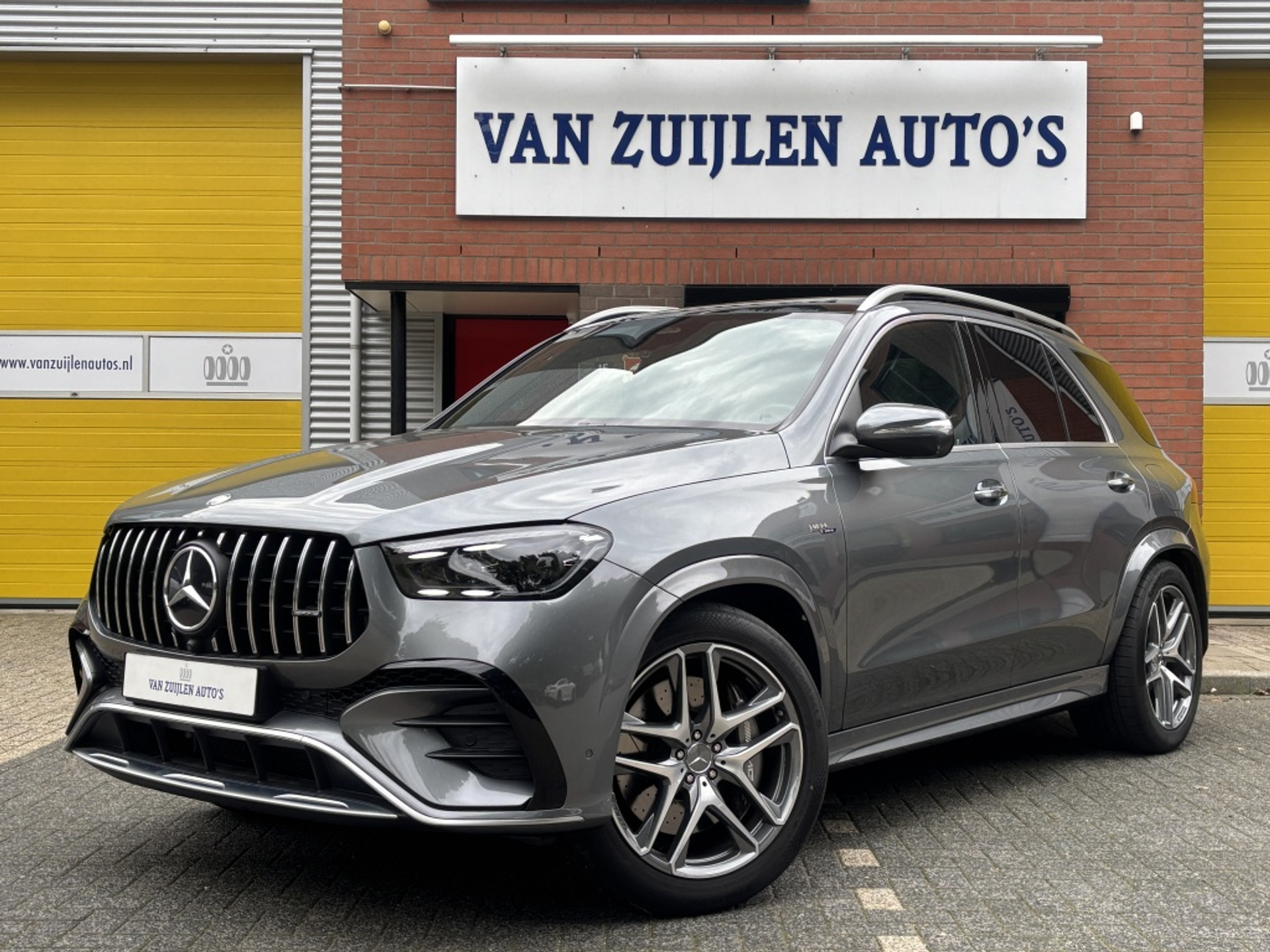 Mercedes-Benz GLE 53 4M+ AMG AIR Distronic Pano Trekhaak Burmester 360° 21" BTW 47797272-0.jpg | Van Zuijlen Auto's