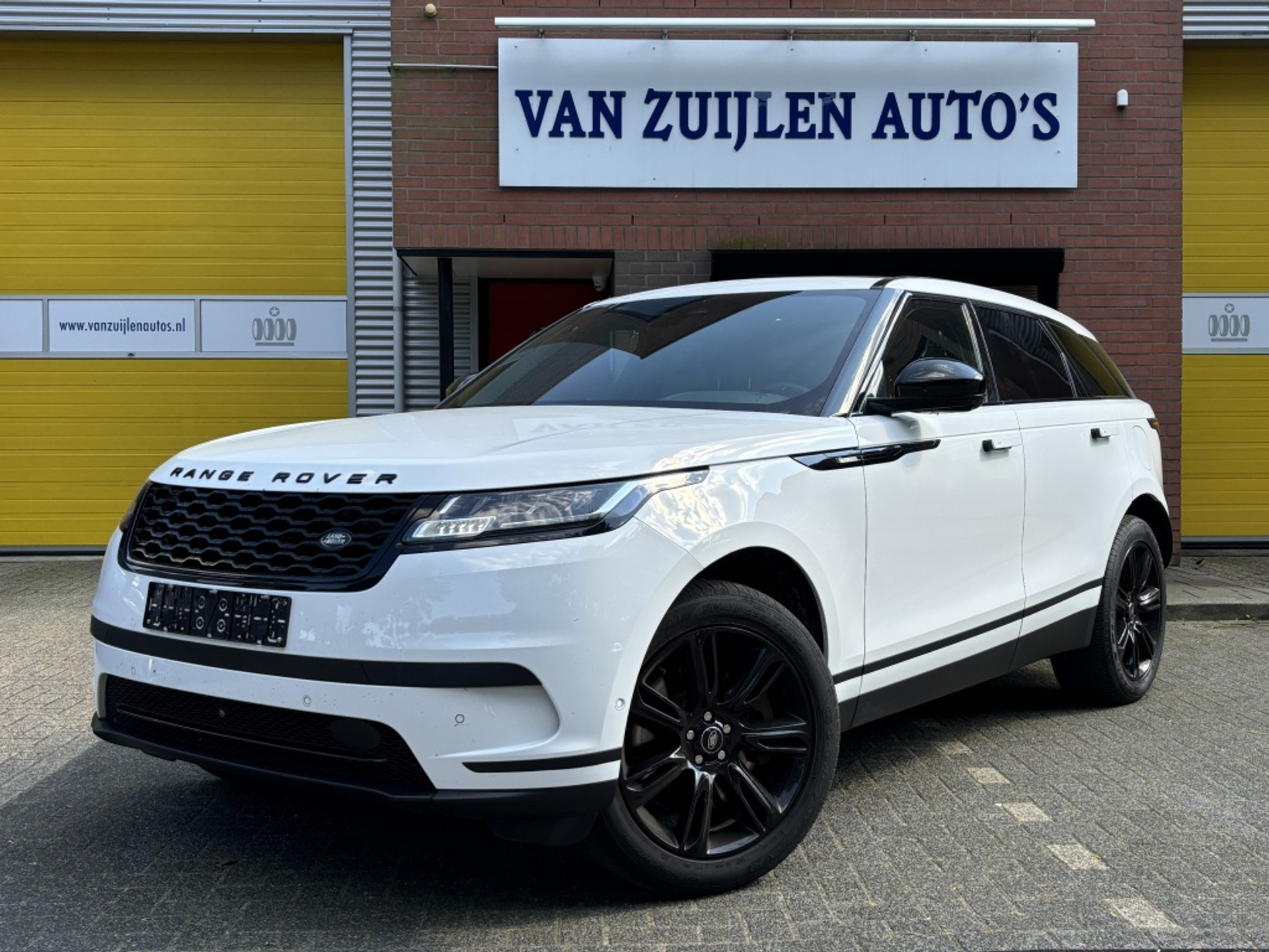 Land Rover Range Rover Velar 2.0 P400e Panorama Black Pack Meridian 360° 20'' 47864823-0.jpg | Van Zuijlen Auto's