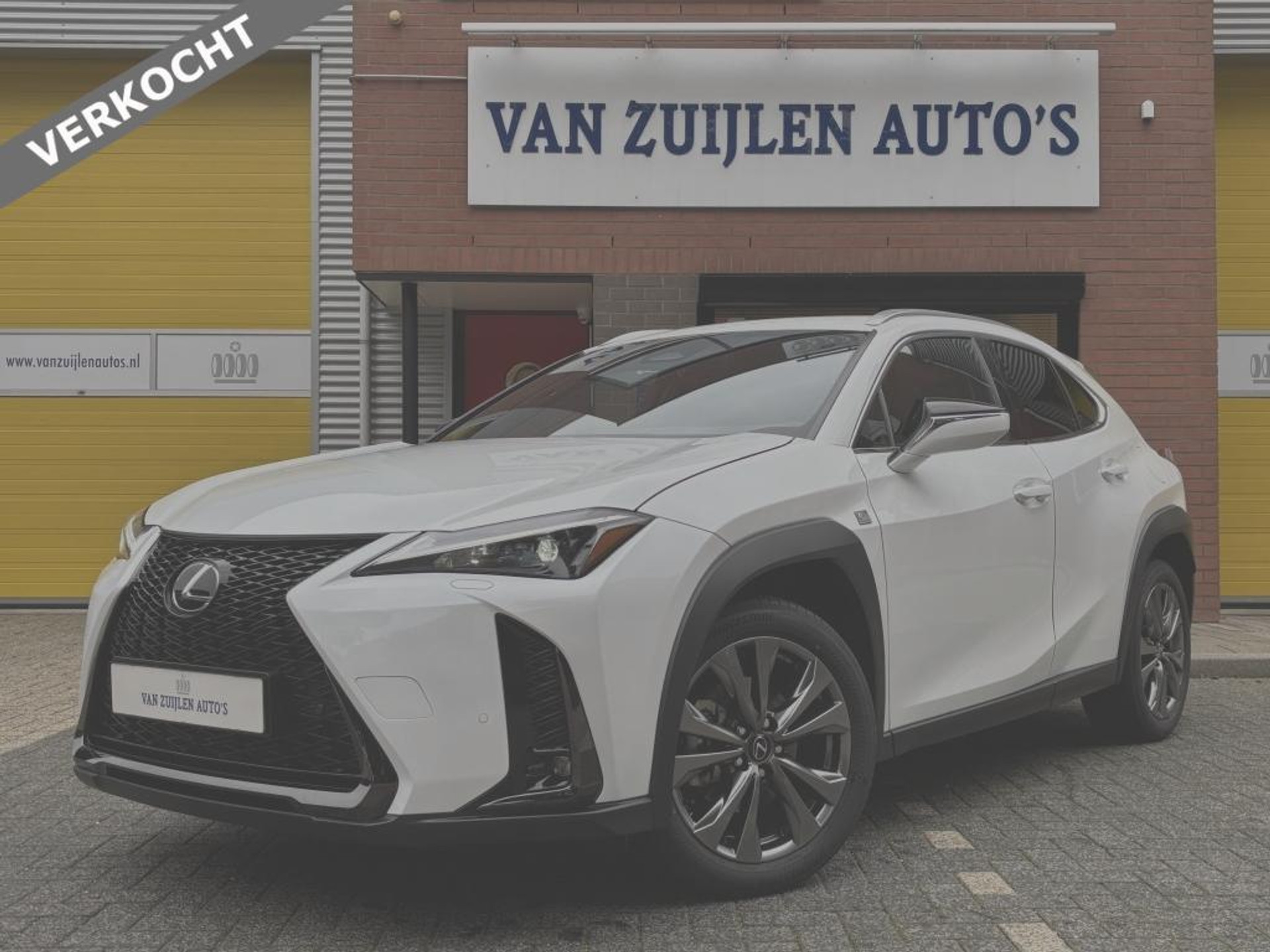 Lexus UX 300h F-Sport Design Leder ACC Camera Blindspot 18'' BTW 48330951-0.jpg | Van Zuijlen Auto's