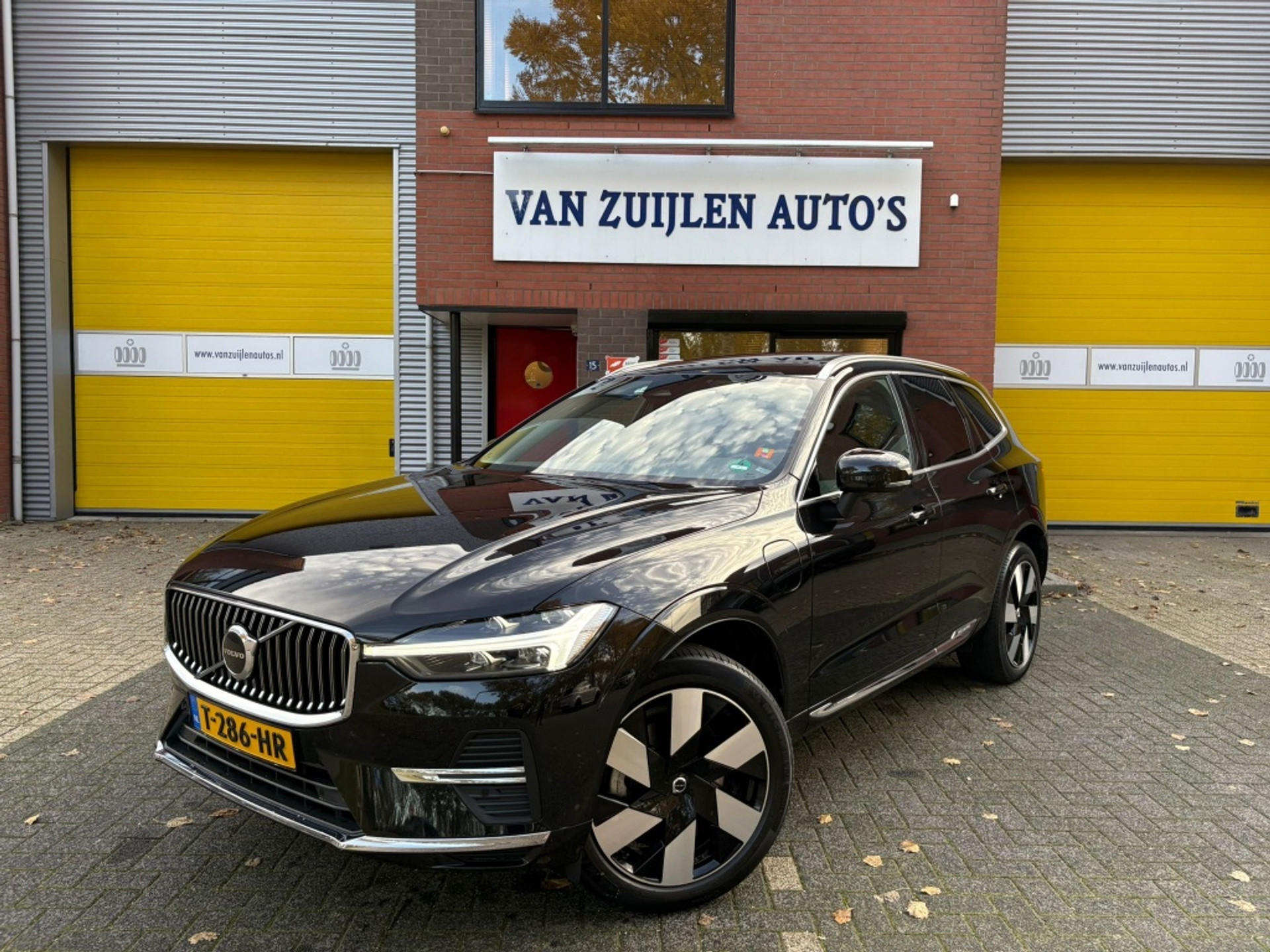 Volvo XC60 T6 AWD Plus Bright Long Range Panorama Harman Kardon 48365743-0.jpg | Van Zuijlen Auto's
