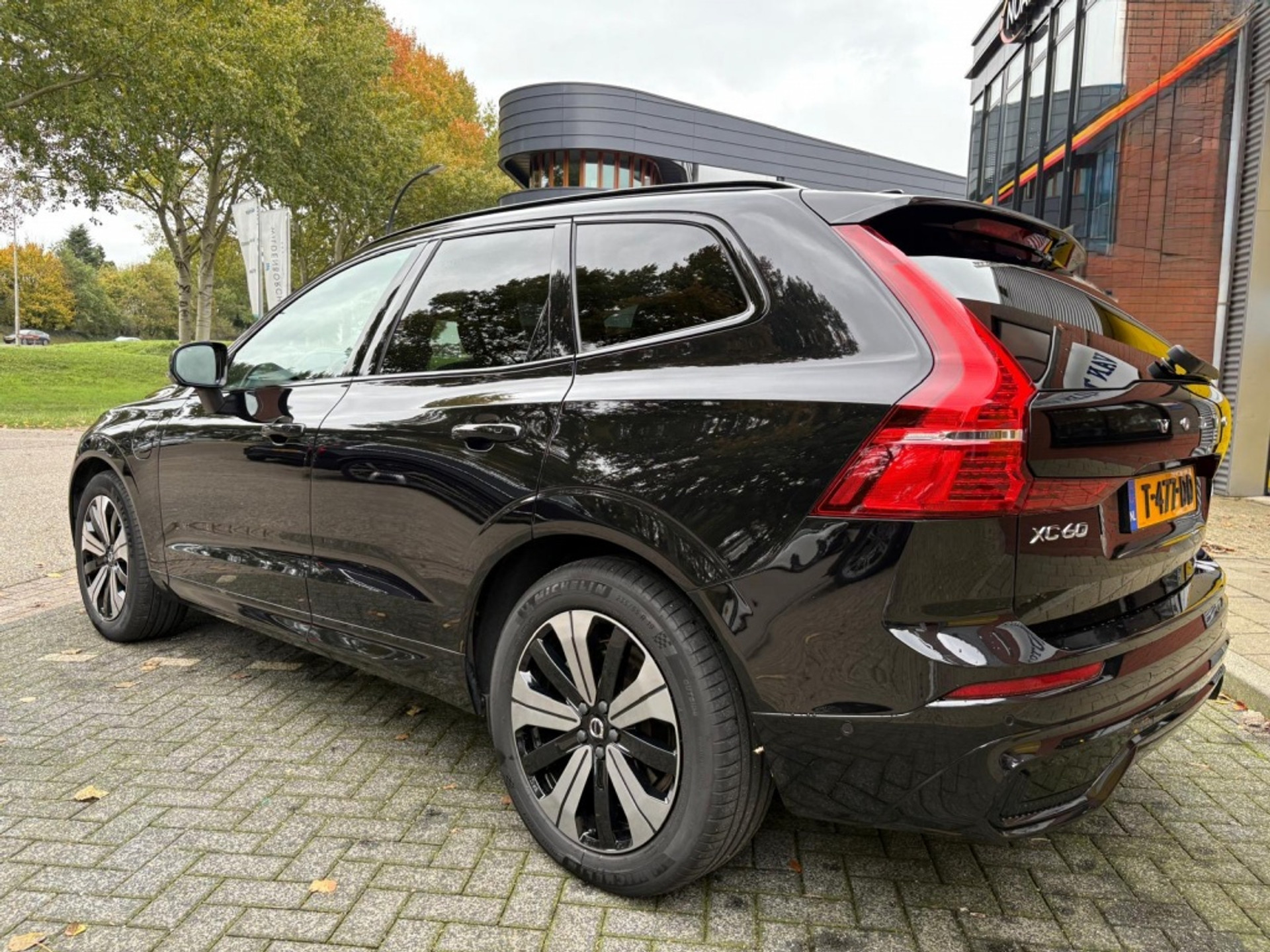 Volvo XC60 2.0 T8 AWD Ultimate Dark Trekhaak Four-C Polestar Head-Up 48510994-1.jpg | Van Zuijlen Auto's