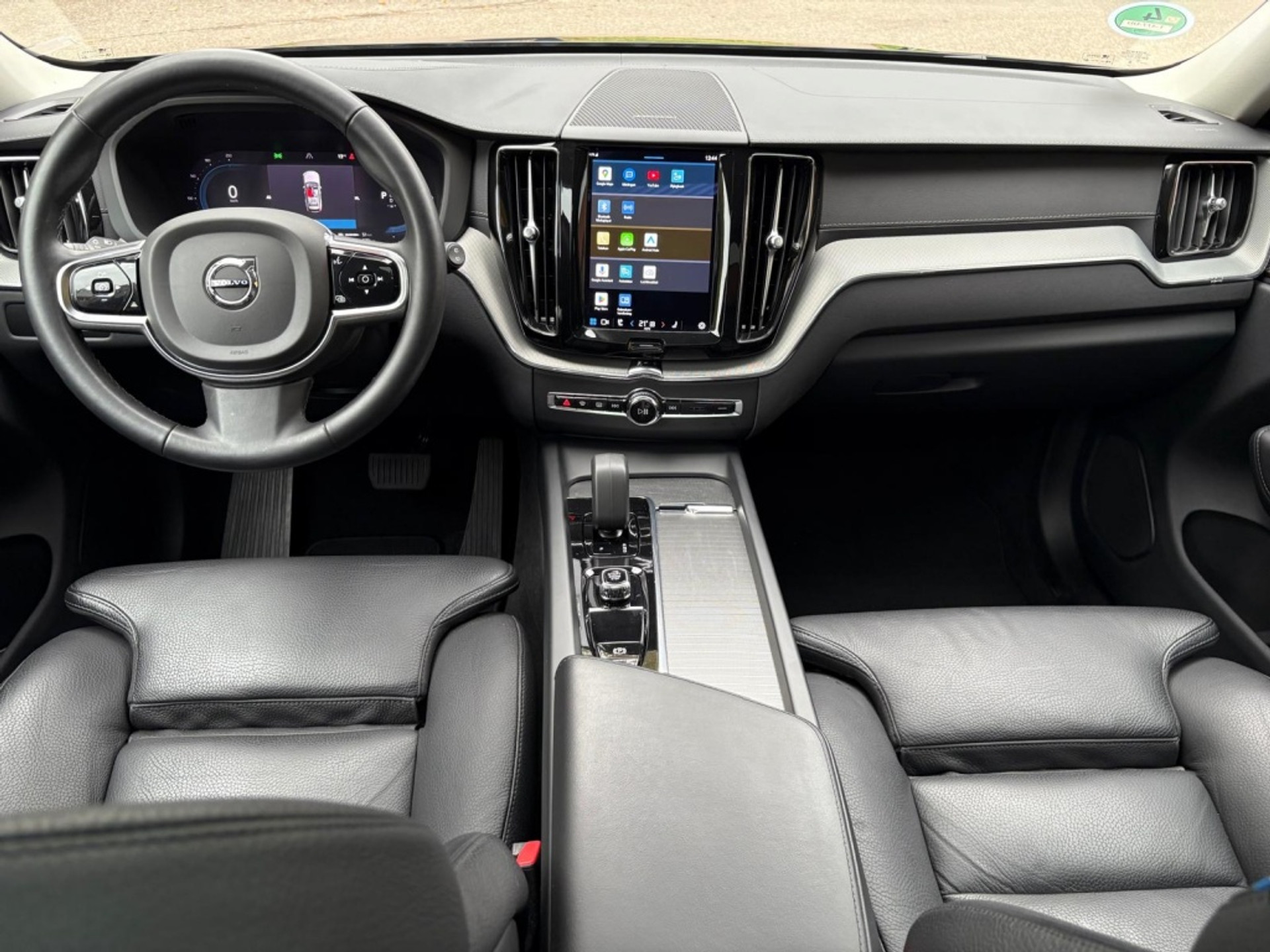 Volvo XC60 2.0 T8 AWD Ultimate Dark Trekhaak Four-C Polestar Head-Up 48510994-13.jpg | Van Zuijlen Auto's