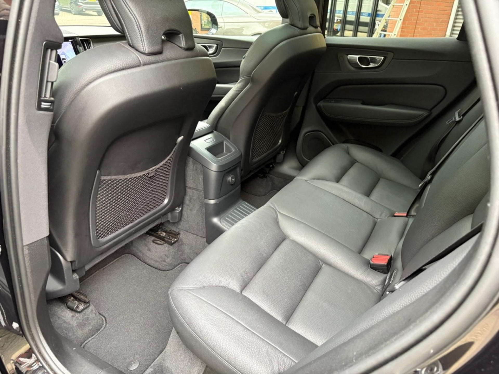 Volvo XC60 2.0 T8 AWD Ultimate Dark Trekhaak Four-C Polestar Head-Up 48510994-14.jpg | Van Zuijlen Auto's