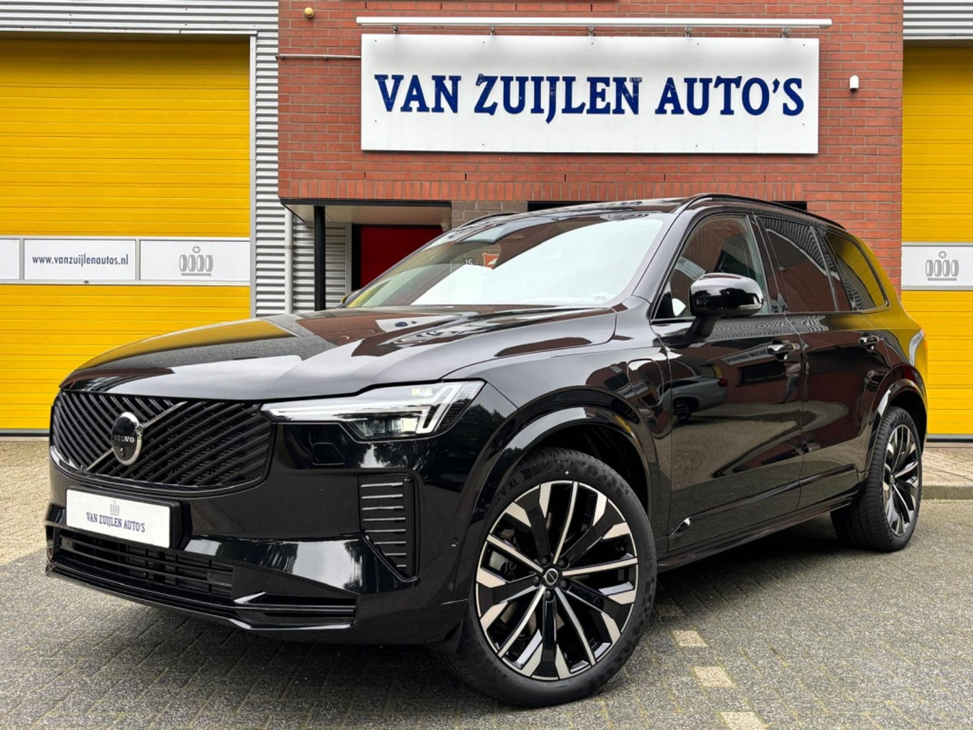 Volvo XC90 T8 AWD Facelift Dark Panorama 21" 360° 48607935-0.jpg | Van Zuijlen Auto's