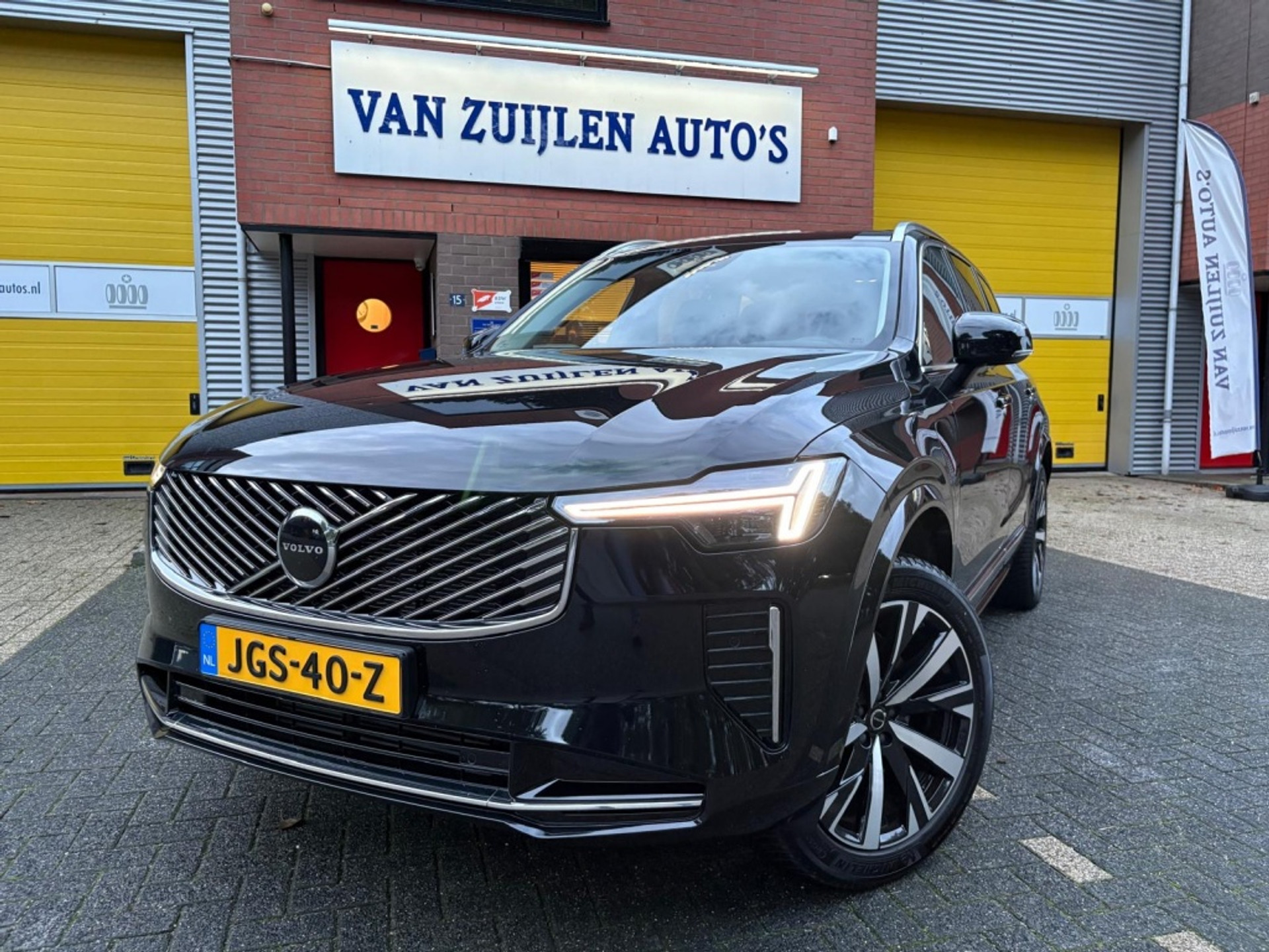 Volvo XC90 2.0 T8 AWD Facelift Plus Bright 7-zits Trekhaak HK Camera VERKOCHT 48607935-19.jpg | Van Zuijlen Auto's