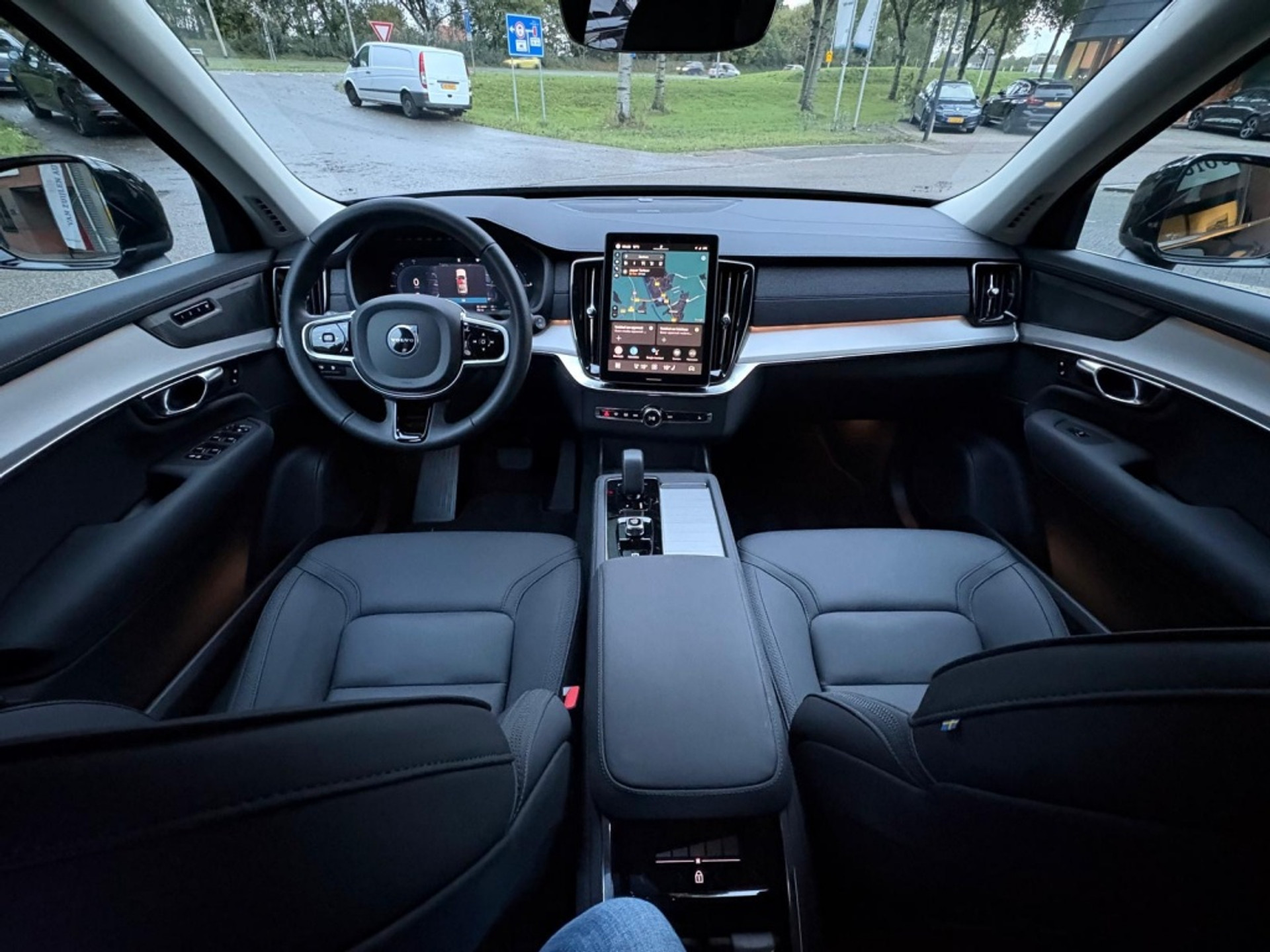 Volvo XC90 2.0 T8 AWD Facelift Plus Bright 7-zits Trekhaak HK Camera VERKOCHT 48607935-6.jpg | Van Zuijlen Auto's