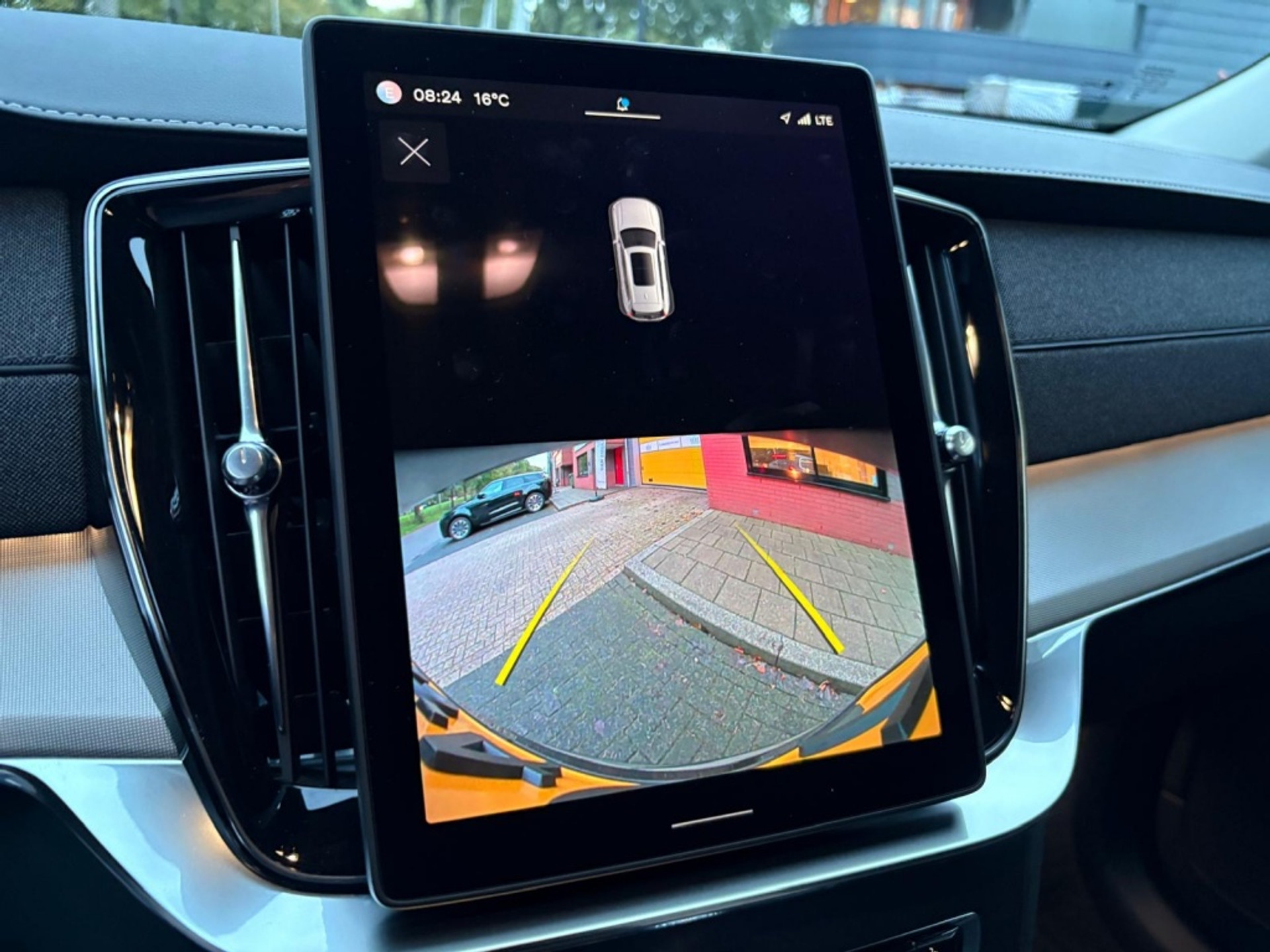 Volvo XC90 2.0 T8 AWD Facelift Plus Bright 7-zits Trekhaak HK Camera VERKOCHT 48607935-8.jpg | Van Zuijlen Auto's