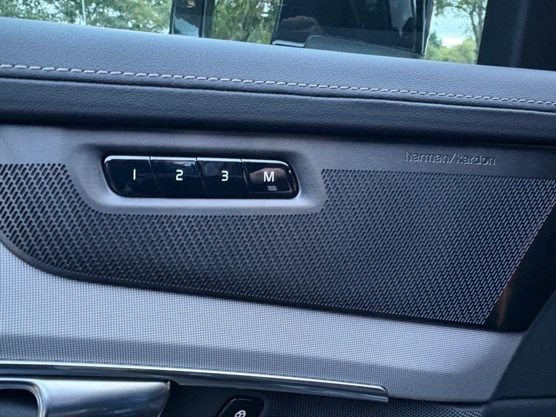 Volvo XC90 2.0 T8 AWD Facelift Plus Bright 7-zits Trekhaak HK Camera 48607935-9.jpg | Van Zuijlen Auto's