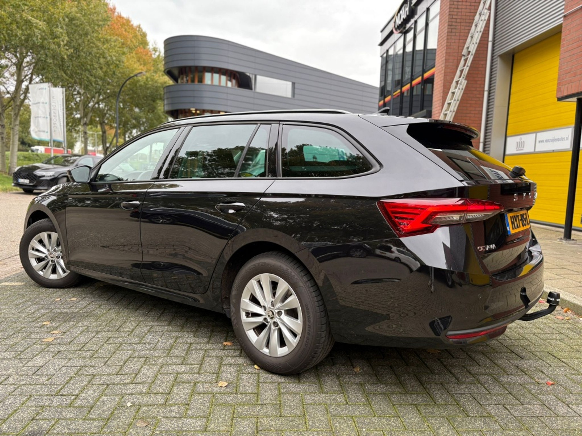 Škoda Octavia Combi 1.5 TSI 150pk MY2025 Aut ACC Camera Trekhaak BTW 48628801-1.jpg | Van Zuijlen Auto's