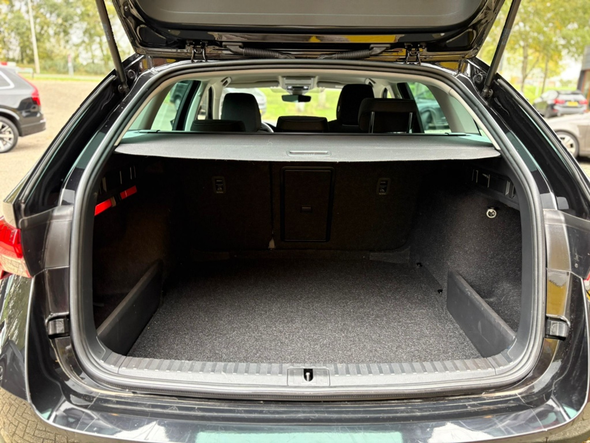 Škoda Octavia Combi 1.5 TSI 150pk MY2025 Aut ACC Camera Trekhaak BTW 48628801-11.jpg | Van Zuijlen Auto's