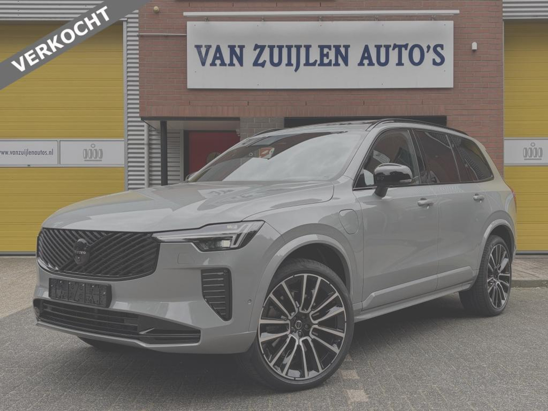 Volvo XC90 T8 AWD Ultra Black Edition Luchtvering 22" B&W Massage Trekhaak VERKOCHT 48989122-0.jpg | Van Zuijlen Auto's