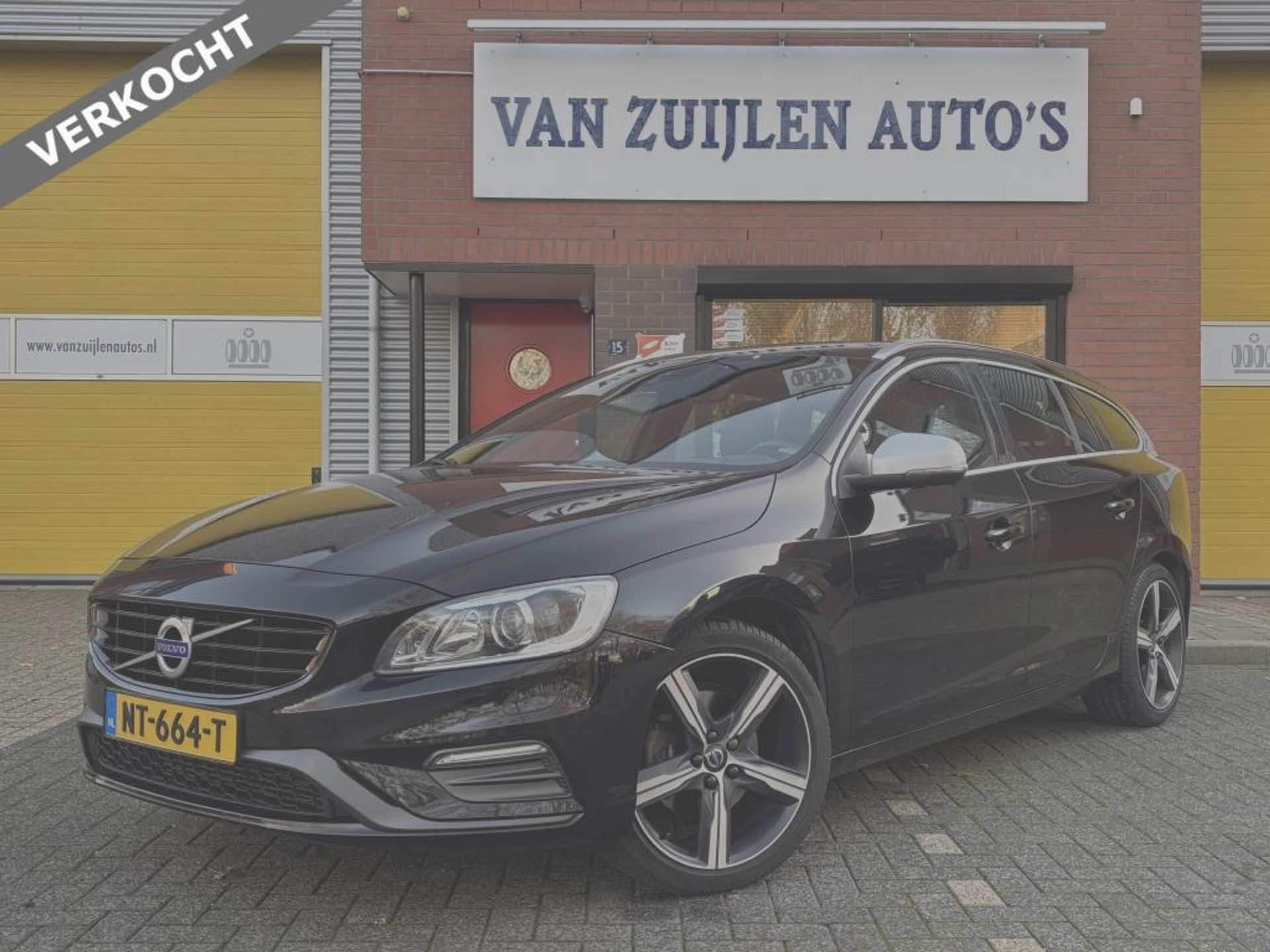Volvo V60 2.0 T3 R-Design Xenon Cruise Climate Navi 18'' VERKOCHT 49325057-0.jpg | Van Zuijlen Auto's