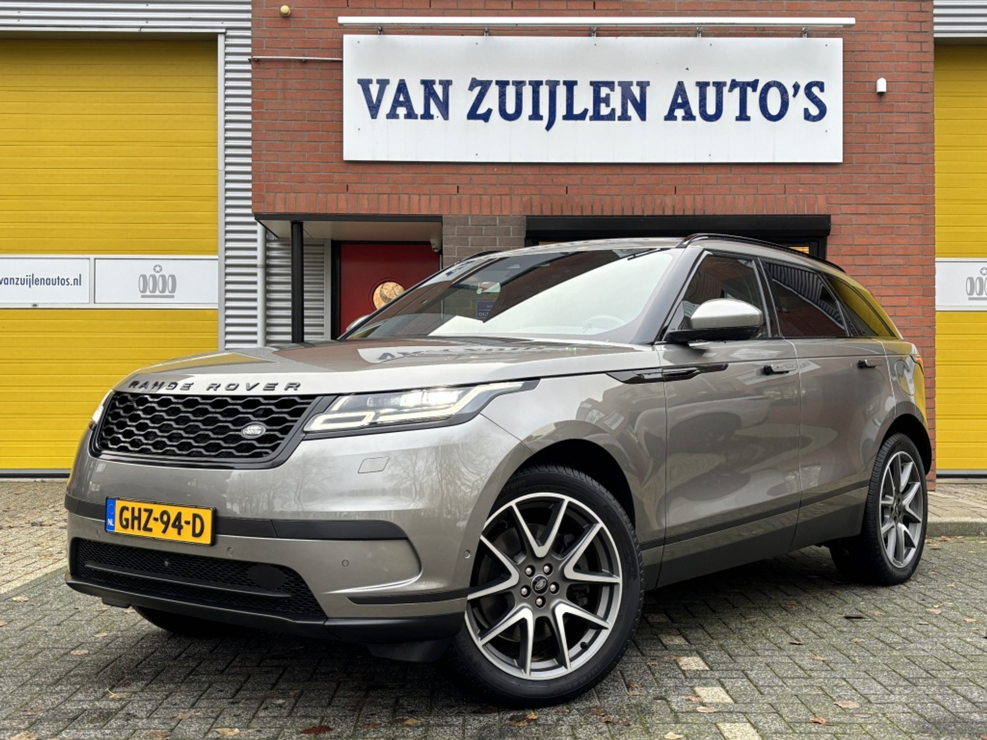Land Rover Range Rover Velar 2.0 P400e SE Black Pack Panorama 360° Meridian Memory 21" 49398484-0.jpg | Van Zuijlen Auto's