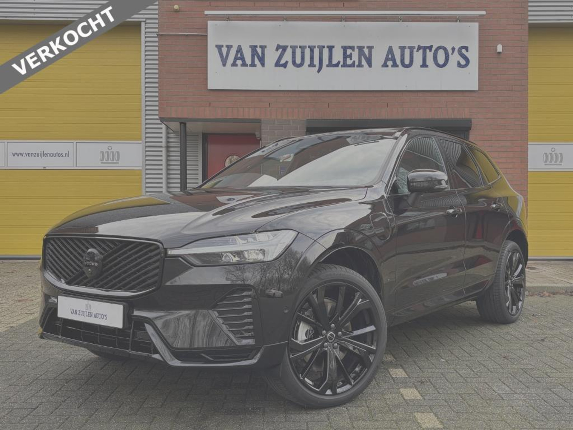 Volvo XC60 T8 AWD 457pk Black Edition Plus MY2026 Panorama 21'' Head-up HK VERKOCHT 49507878-0.jpg | Van Zuijlen Auto's