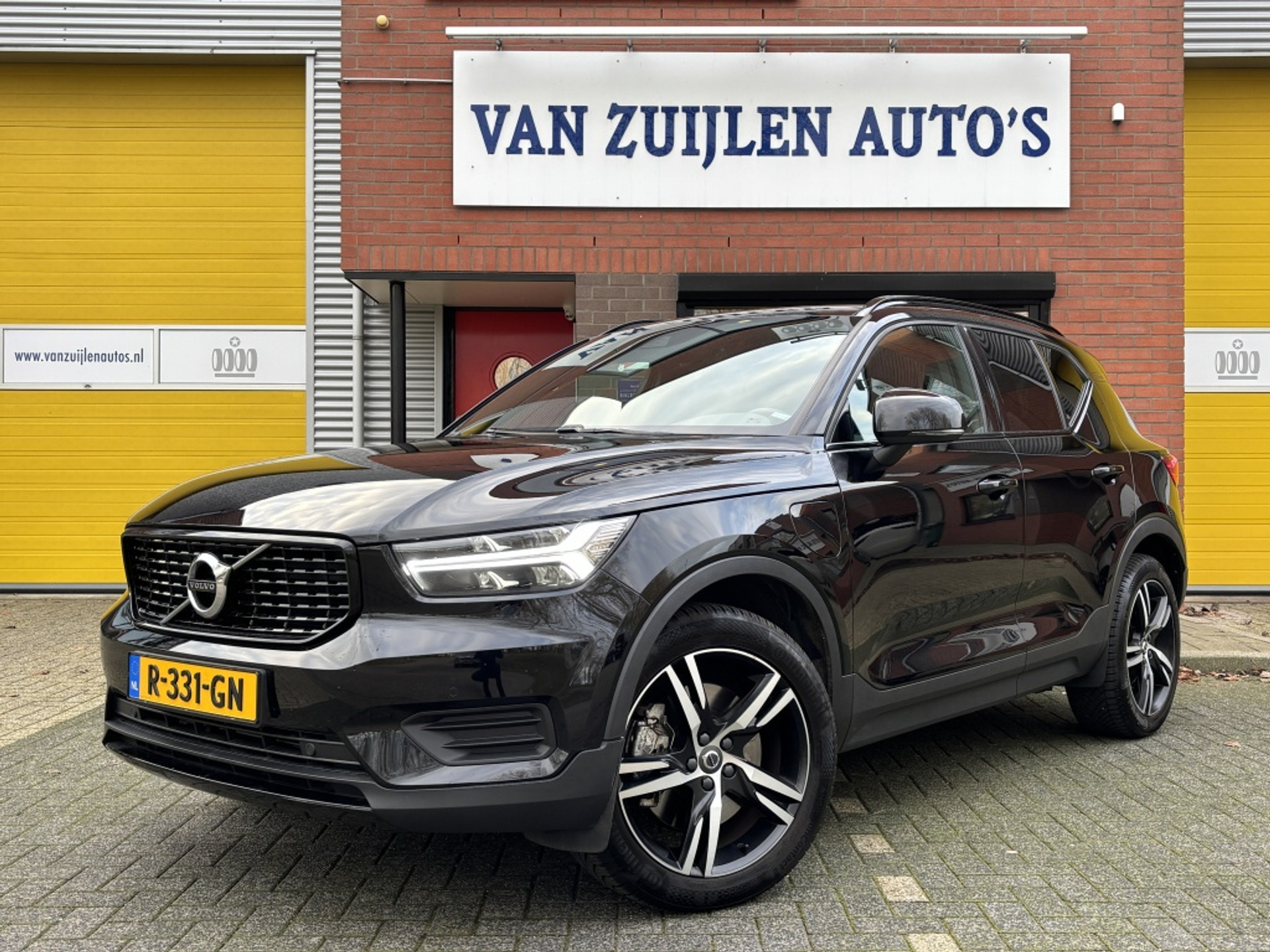 Volvo XC40 1.5 T5 262pk Twin Engine R-Design ACC Trekhaak LED Camera 19'' 49978298-0.jpg | Van Zuijlen Auto's