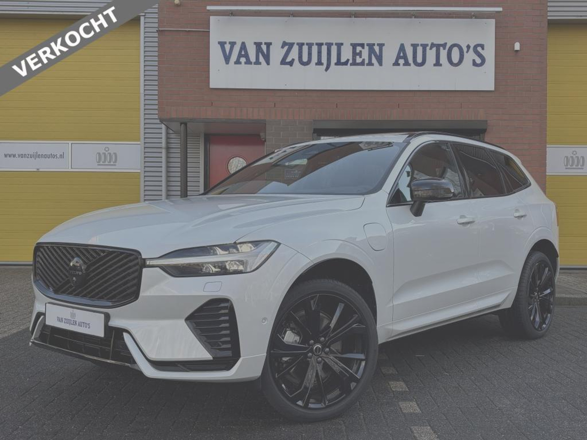 Volvo XC60 T8 AWD 455pk Black Edition Plus MY2026 Panorama 21" Head-up HK VERKOCHT 50026096-0.jpg | Van Zuijlen Auto's