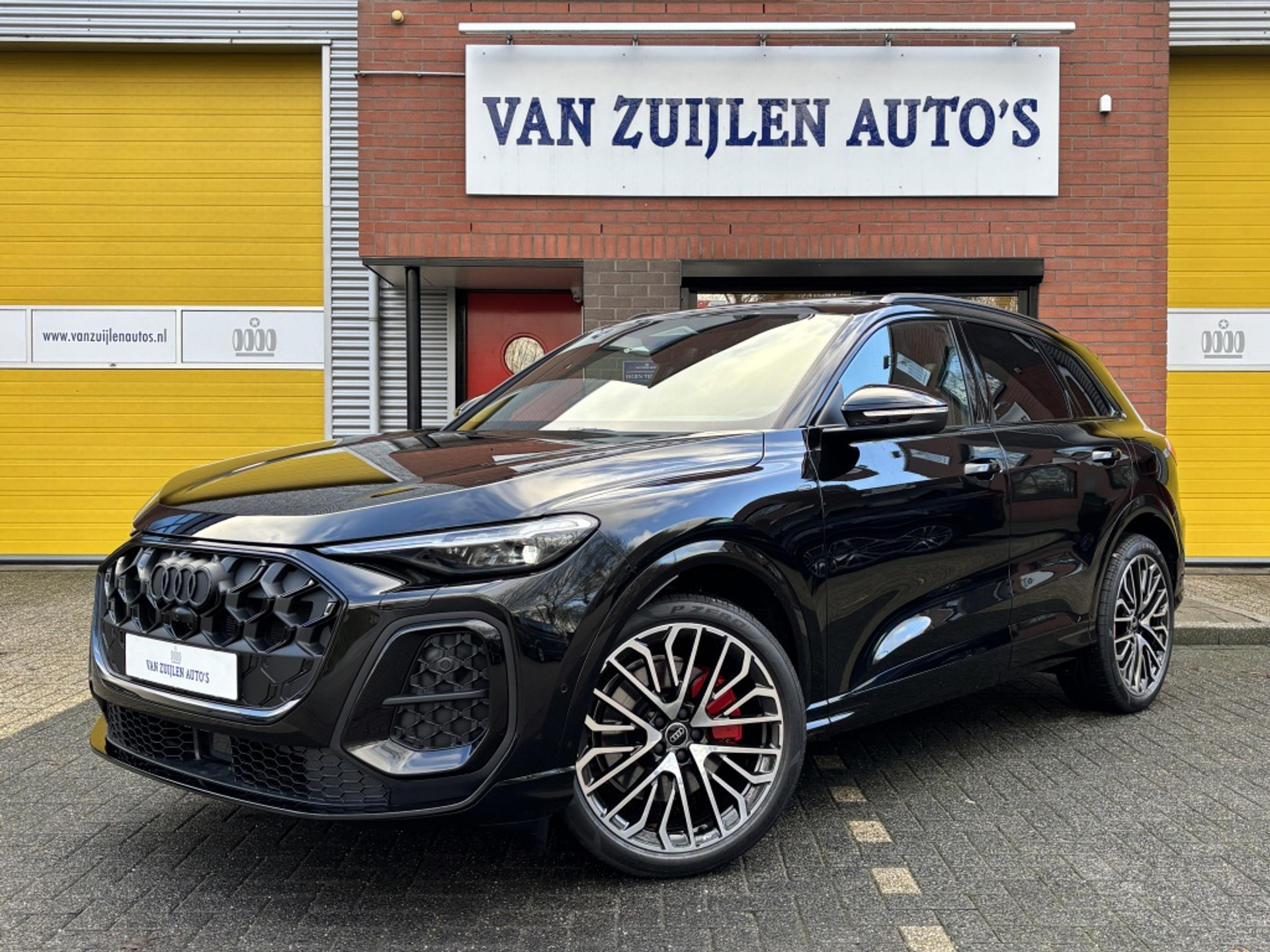 Audi Q5 e-hybrid Quattro Edition One S-Line Pano Luchtvering 21'' 50523159-0.jpg | Van Zuijlen Auto's
