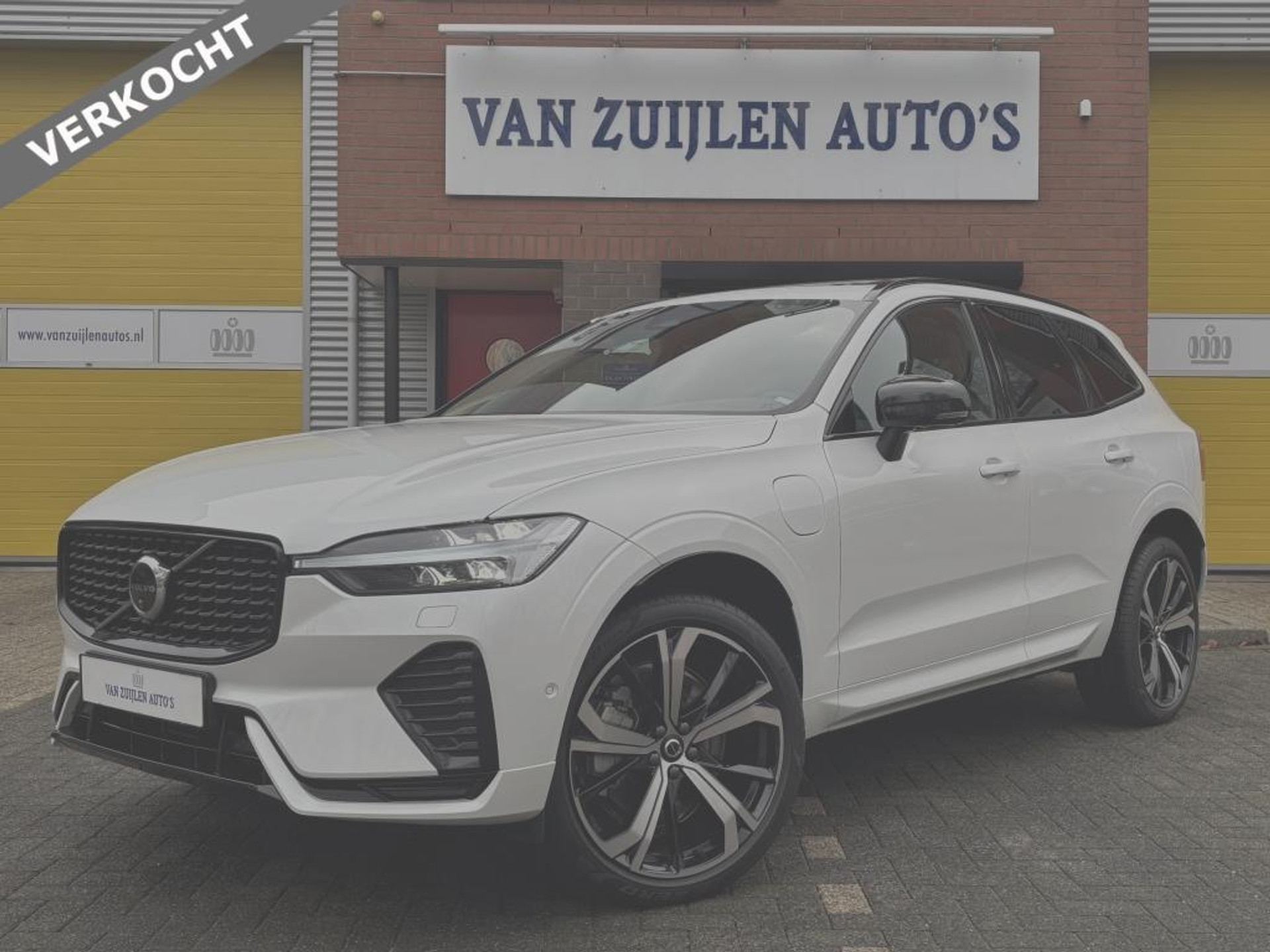 Volvo XC60 2.0 T6 AWD Dark LUCHTVERING Trekhaak Panorama 21" 360 VERKOCHT 50783841-0.jpg | Van Zuijlen Auto's
