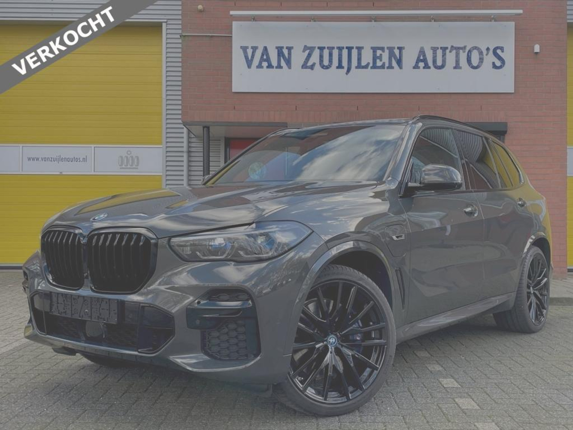 BMW X5 xDrive45e M Sport Pro 22" Trekhaak Pano Head Laser Stoelvent HK VERKOCHT 52492623-0.jpg | Van Zuijlen Auto's