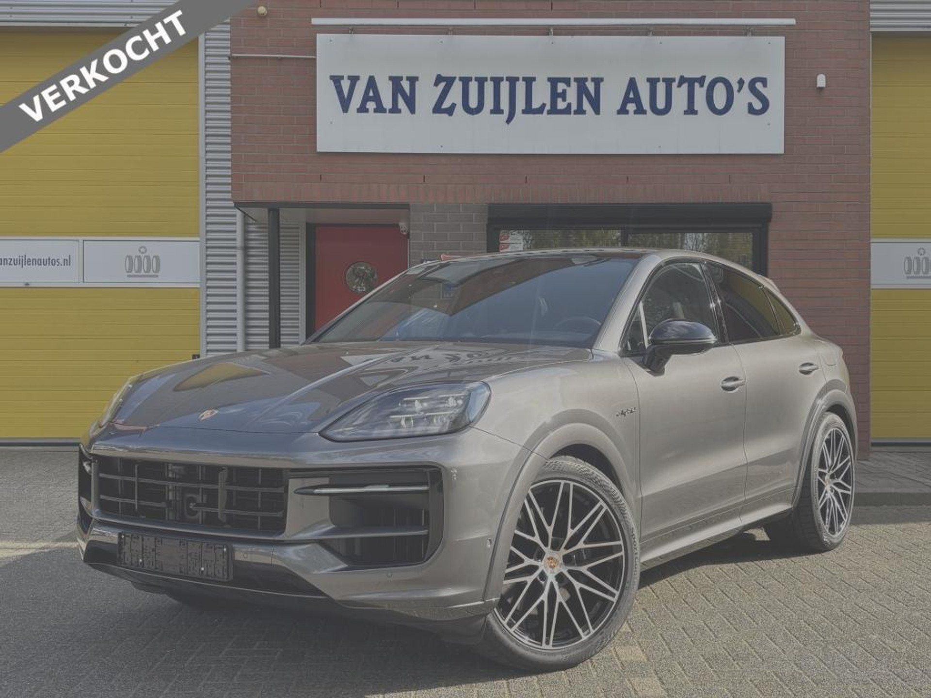 Porsche Cayenne Coupé E-Hybrid 470pk Black Edition 18W SportDesign 22'' Trekhaak VERKOCHT 52558193-0.jpg | Van Zuijlen Auto's